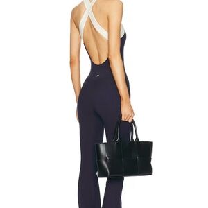 437 SCULPT ONSIE / NAVY & CRÈME